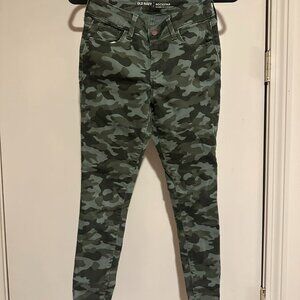 Camouflage Skinny Jeans - Size 2